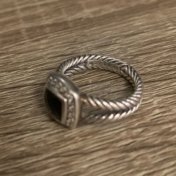 David Yurman Albion Petite Ring - Picture 6 of 7